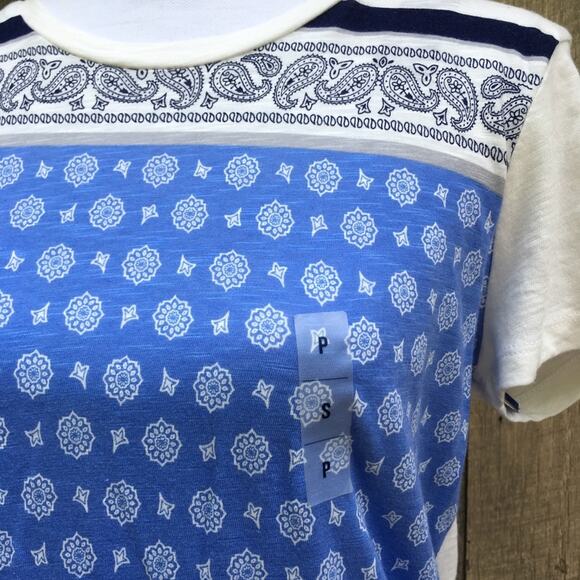 NWT Old Navy Small Petite T-Shirt - Picture 2 of 5